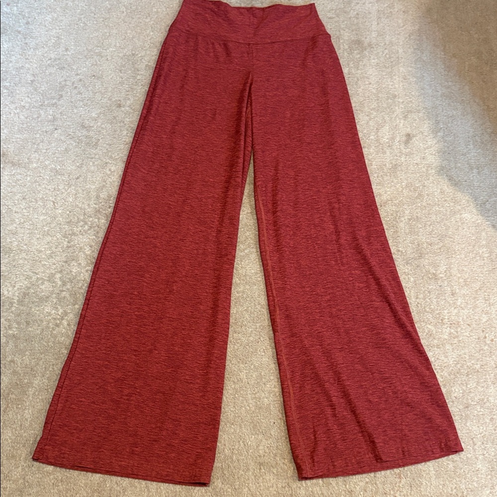 Outdoor Voices Rust colored Wide Leg Pant M